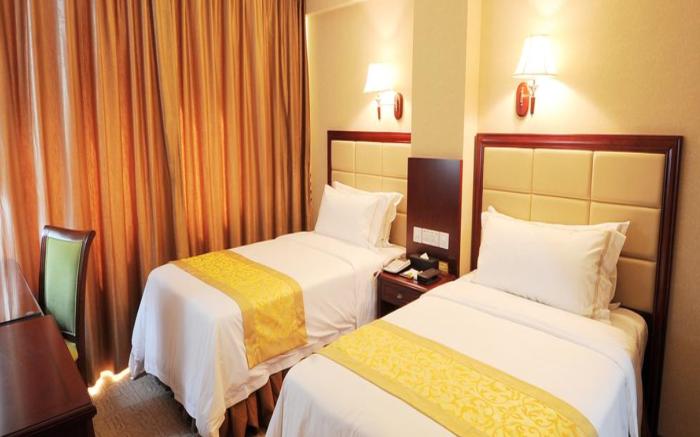 Vienna Hotel Yueyang Huarong Avenue Branch