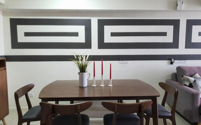 The Duplex Getaway @ Tamarind Suites, Wifi Netflix