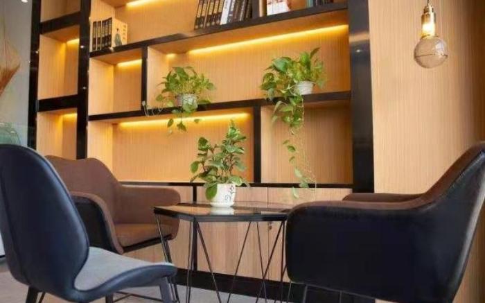 GreenTree Inn Express Wuxi Railway Station North Exit Metro Station