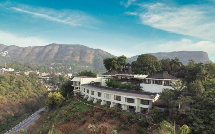Athiva Resort & Spa - Khandala