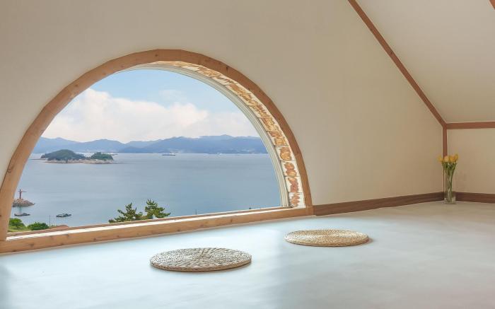 Yeosu Dulggot  Pension