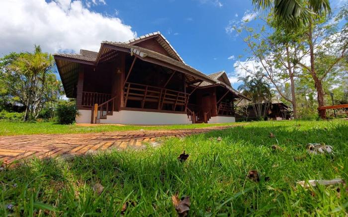 Apirata Resort