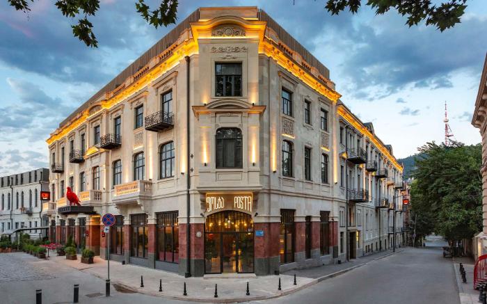 Radisson RED Tbilisi
