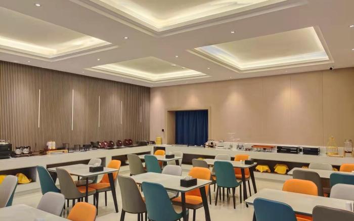 Starway Hotel Urumqi Guangming Road Times Square