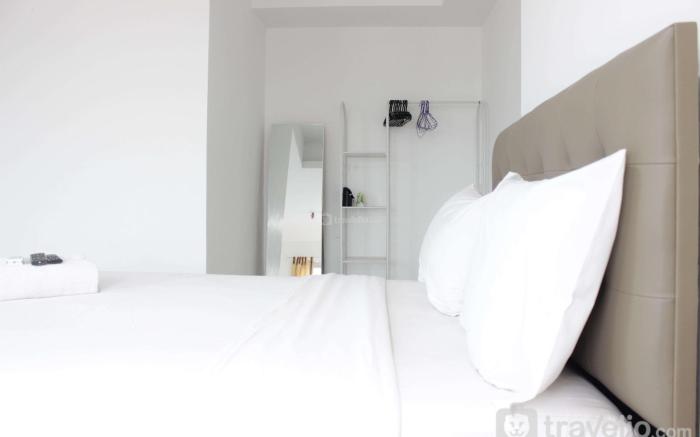 Modern Studio Apt Grand Asia Afrika By Travelio
