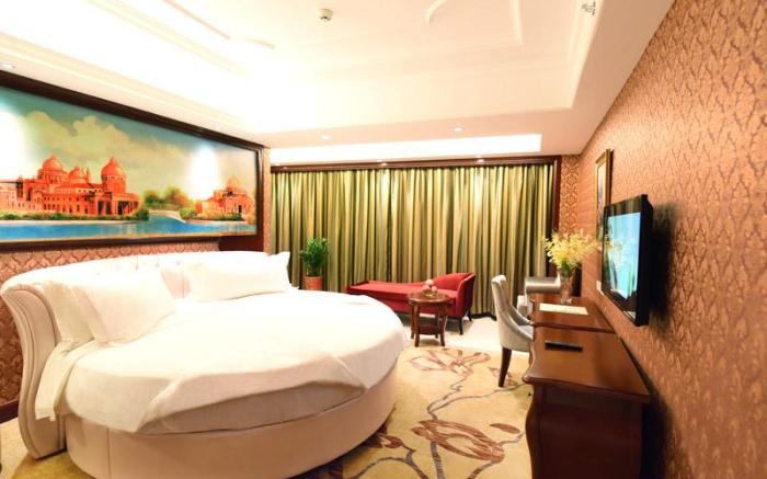 Vienna Hotel Hunan Loudi Chunyuan Pedestrian Street