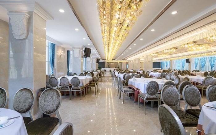 Vienna Hotel Guangxi Zhongshan Central Plaza West High-Speed Railway Station