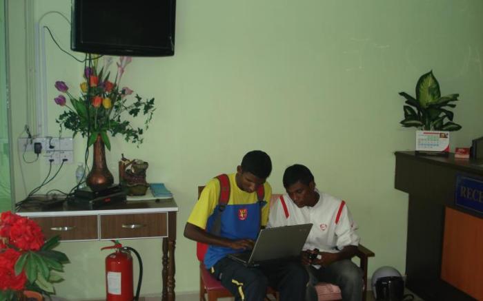 Kameleoon Travellers Lodge