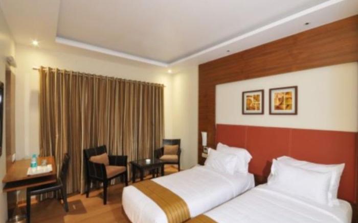 Hotel JM Four