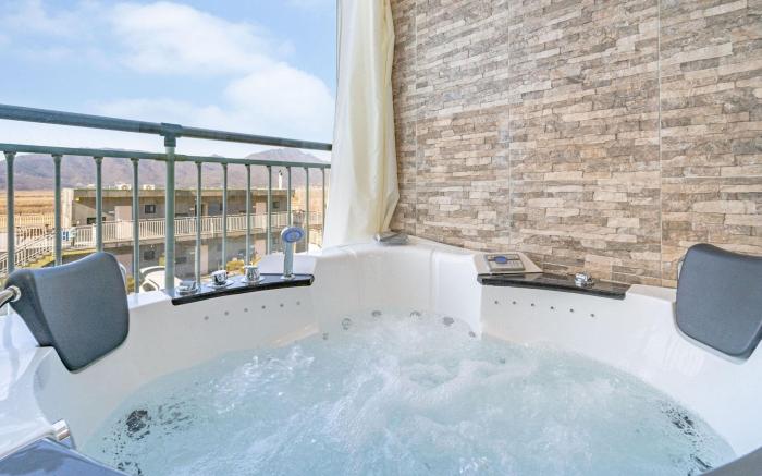 Ganghwa The Starspa Pension