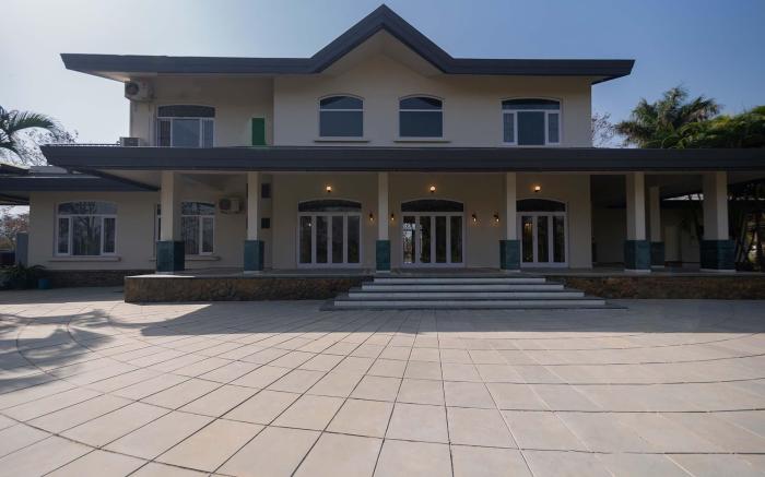 StayVista at Villa Lumiere