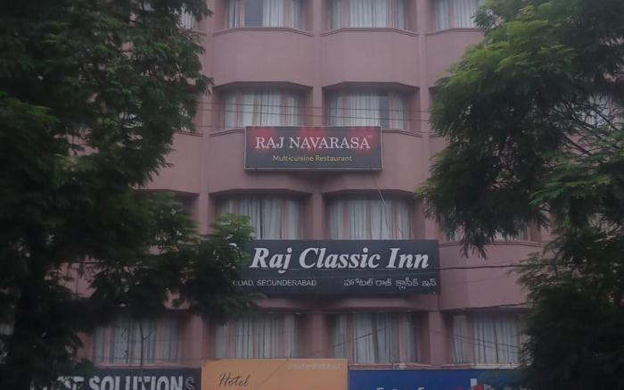 Hotel Raj Classic Inn