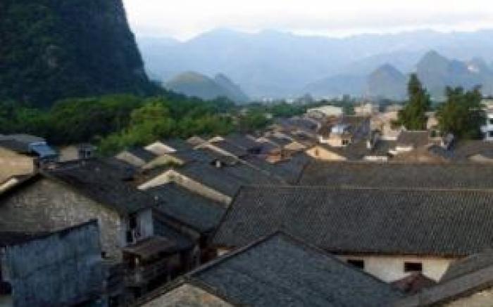 Xingping This Old Place International Youth Hostel