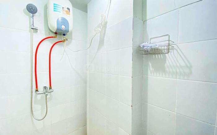 Relaxing Studio Room at Suites @Metro By Travelio