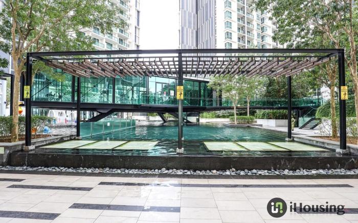 The Shore 4Pax Room Gigantic Pool 2106 | I Housing