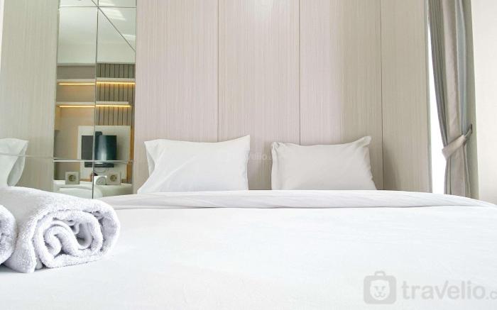 Cozy Living @ Studio Transpark Cibubur By Travelio