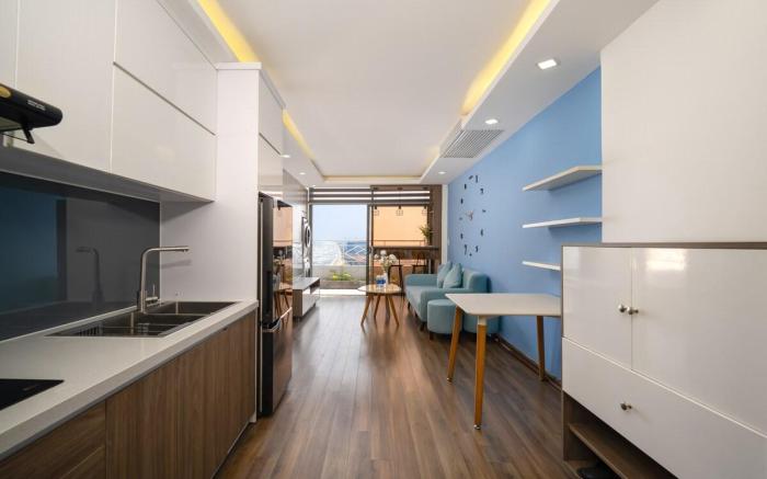 Bee Penthouse Seaview Corner