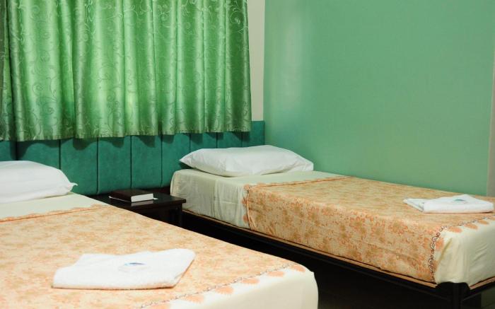 Tiptop Tower Suite Inn