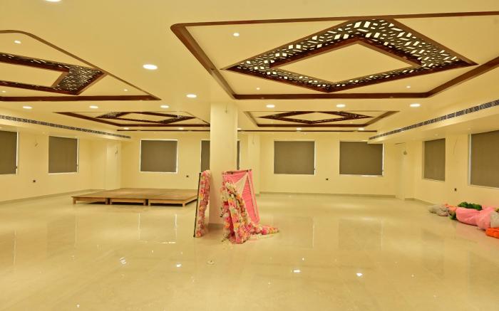 RUDRA INN