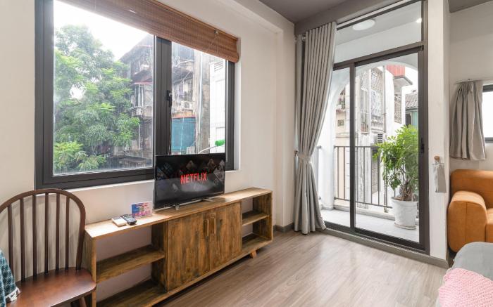 SaziHome Le Thanh Tong Hanoi