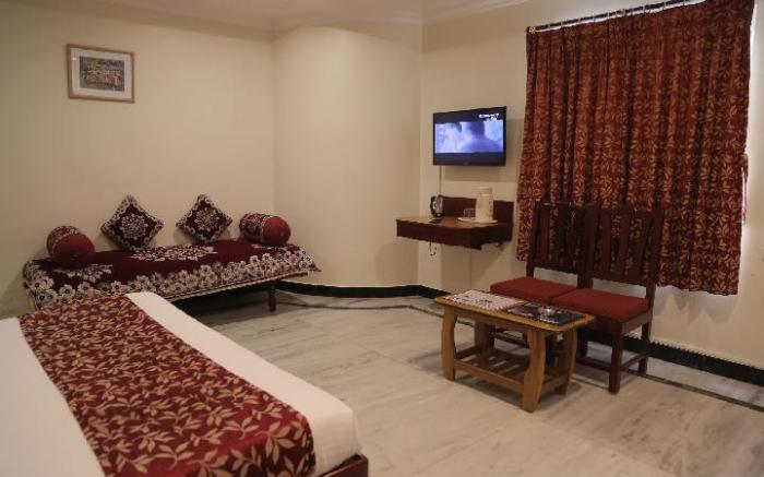 Hotel Sri Sabthagiri