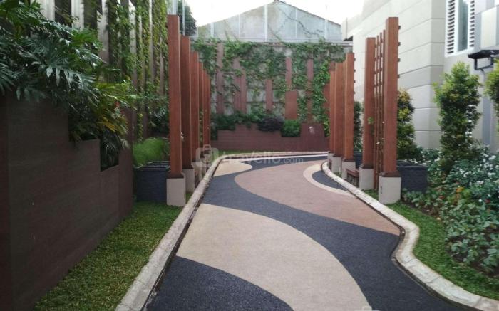 Modern 2BR Landmark Residence Bandung By Travelio