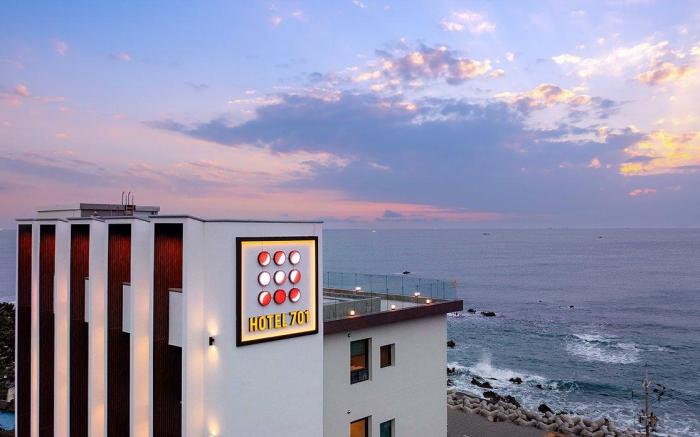 Hotel 701