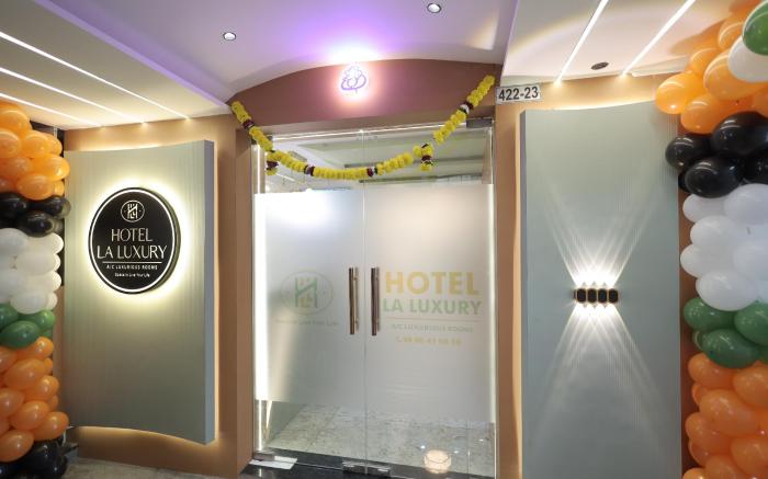 HOTEL LA LUXURY