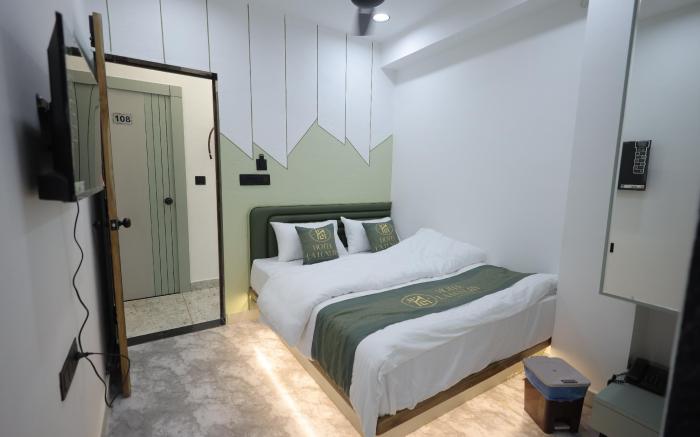 HOTEL LA LUXURY