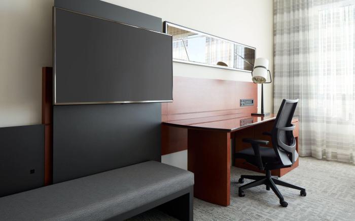 Montreal Airport Marriott In-Terminal Hotel