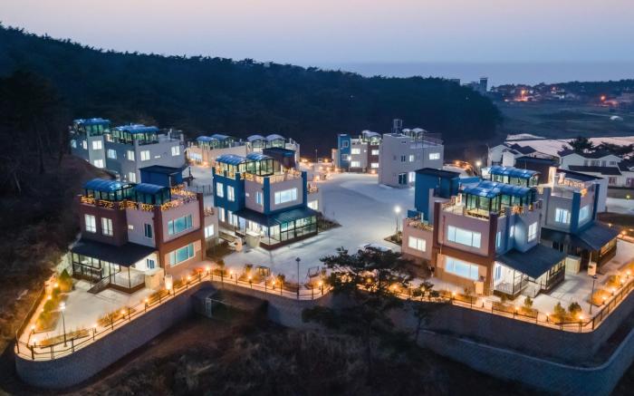 Taean Blueisland Pool villa