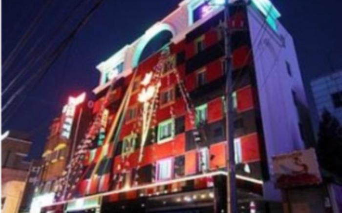 Q9 Motel Gumi