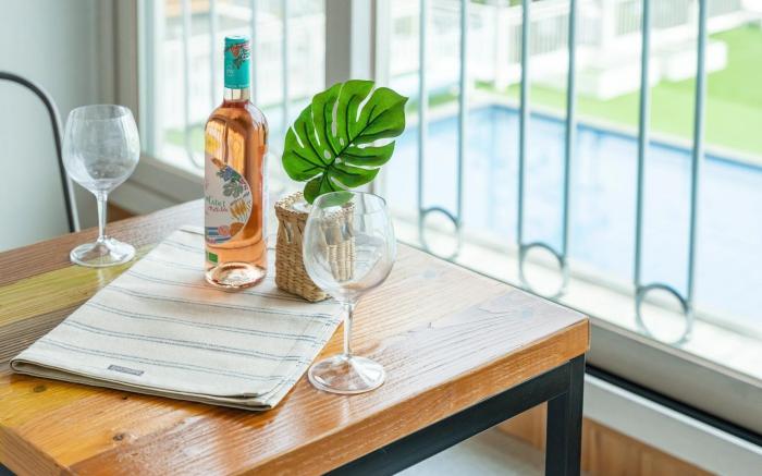 yeosu moraeal  pet heated pool pension