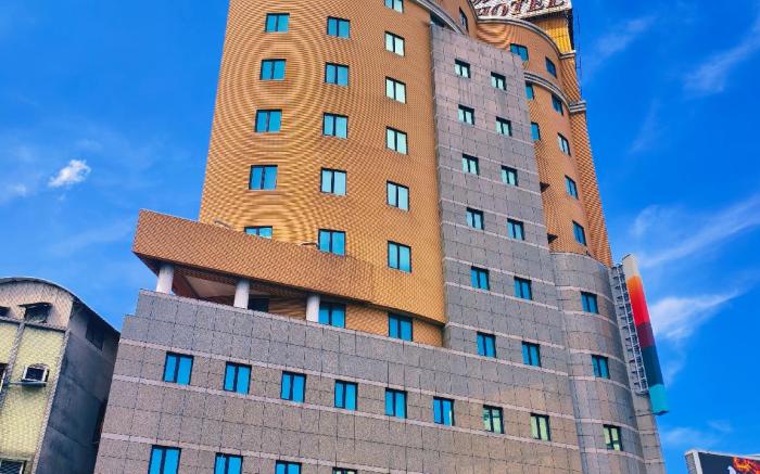 Via Hotel Breeze