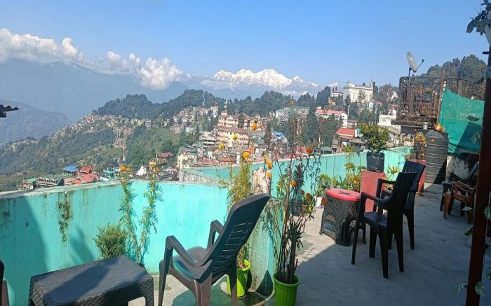 Hotel Mahayana