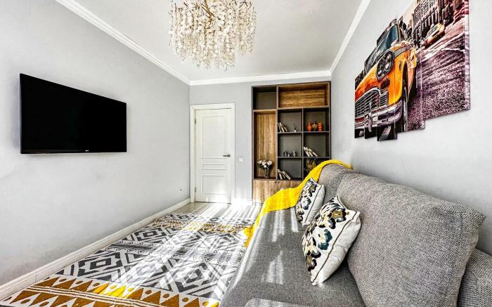 Apartment on Arbat Almaty with mountain views