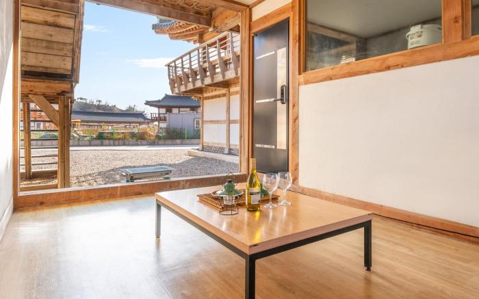 Gyeongju Aratteul Hanok  Pet Pension