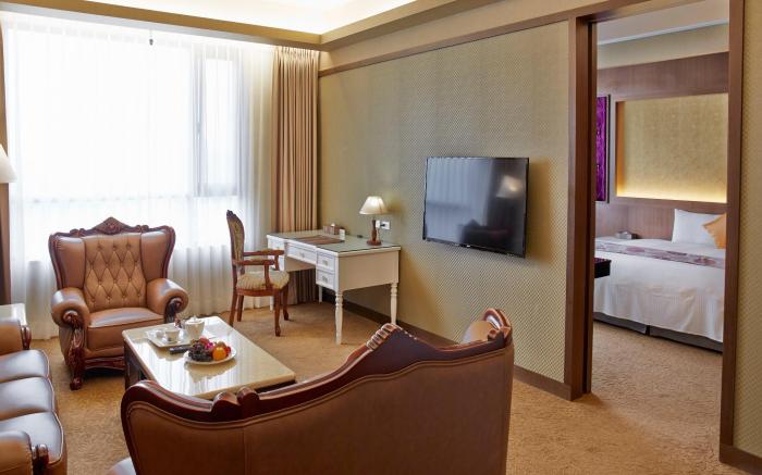 Royal Chiayi Hotel