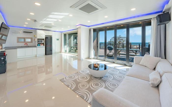 Pohang Blue Hill Pension