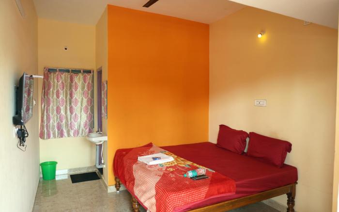 Jayasakthi Inn
