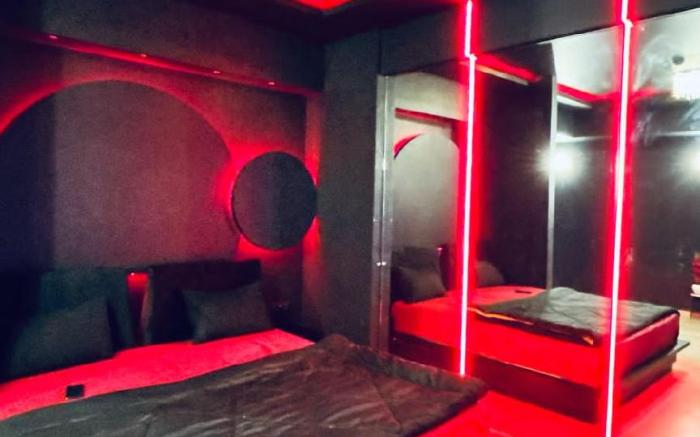 DLF mypad Rizz stay studio apartment