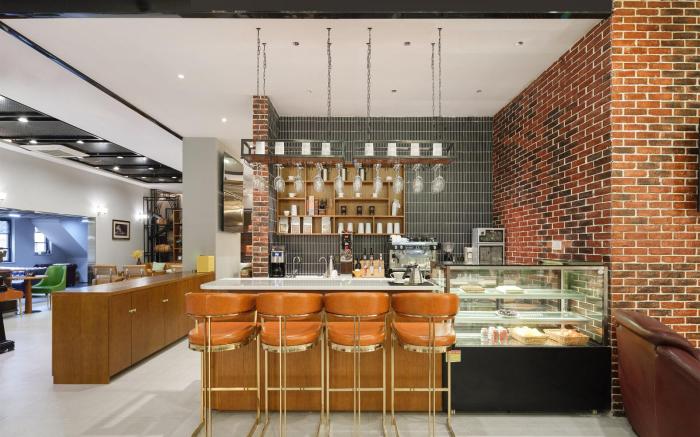 James Joyce Coffetel Shanghai Hongqiao transportation Hub National Convention and Exhibition Center