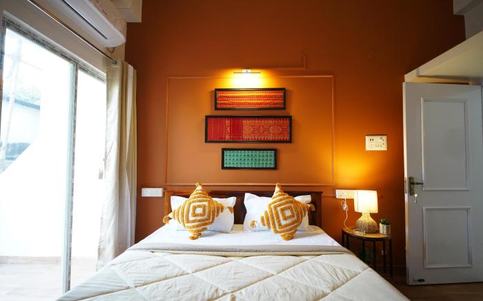 Beau Monde Niyor – Cozy 3BHK with WiFi & Kitchen