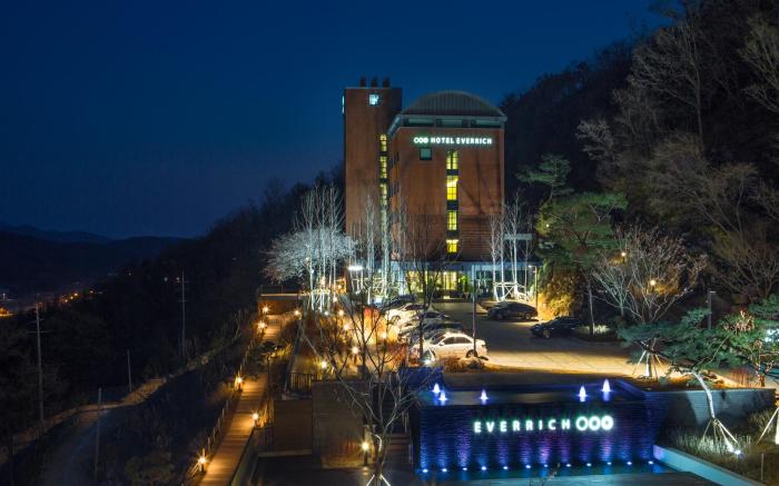 Everrich Hotel