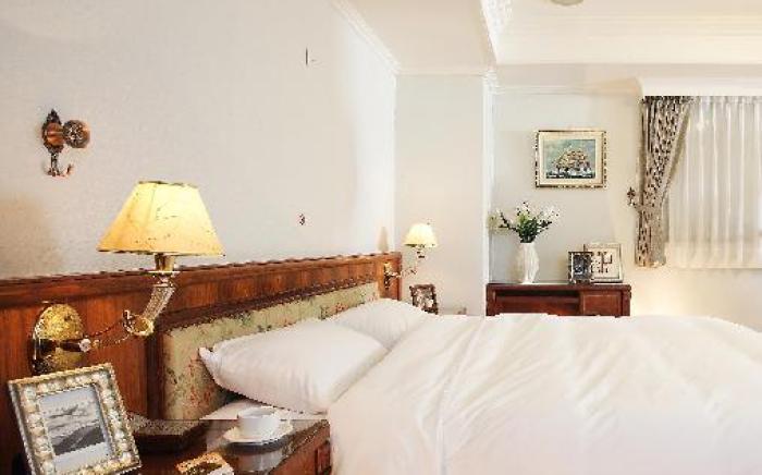 Kingdom Hotel