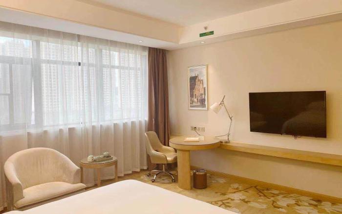 Vienna International Hotel Chenzhou Guoqing South Road Jingzhu Expressway Exit