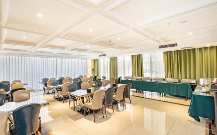Vienna 3 Best Hotel Luoyang National Peony Garden