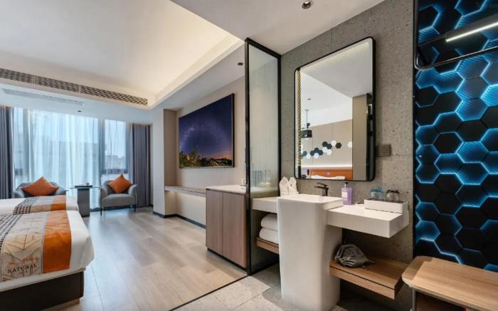 Yiju Hotel Shantou High-Speed Railway Station Branch