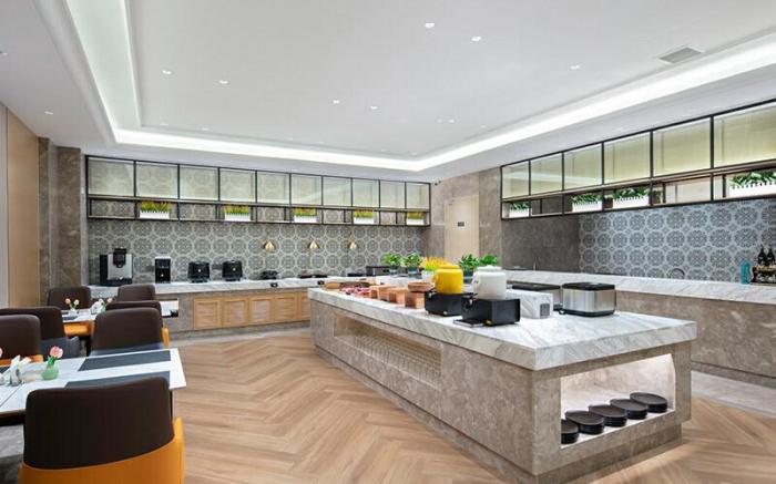 Vienna International Hotel Yiyang City College