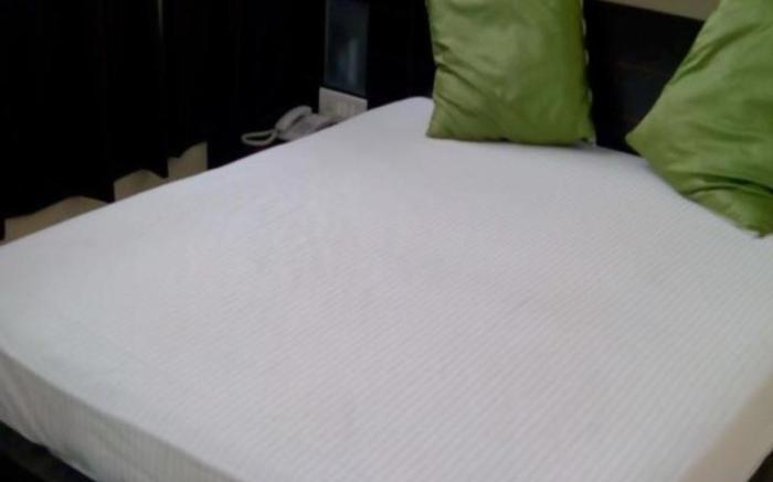 Hotel R K International